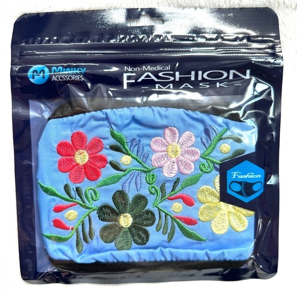 🔴 5 for $10 ONE Minky Accessories Floral Non-Medical Fashion Face Mask - Picture 1 of 2